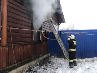 При пожаре во Владимирской области погибла 49-летняя женщина