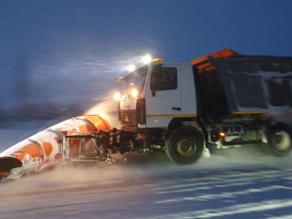 Дорожники Чувашии устраняют последствия мощного снегопада