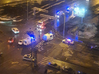 Пятерых полицейских увезли в больницу после ДТП в Питере