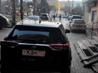 Жительница Дагестана при парковке сбила насмерть двухлетнего сына