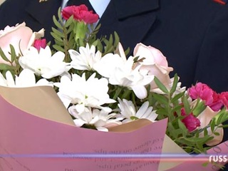В Пензе стражи правопорядка поздравили вдов погибших полицейских с наступающим 8 Марта