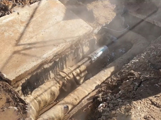 Вести. Лопнувшую в Обнинске трубу временно залатали