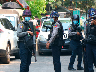 Два человека погибли при подрыве санитарного КПП в Мьянме