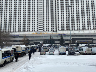 Задержанных в Москве депутатов отпускают из полиции