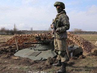 Две тысячи бойцов и пятьсот бронемашин. В Крыму начались учения ВДВ