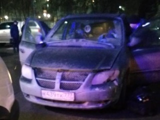 В Туле обнаружено 3 трупа в заведенном автомобиле