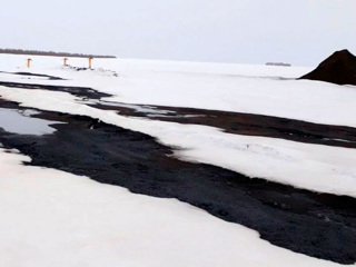 Утечка нефти в Саратовской области: загрязненный грунт собран