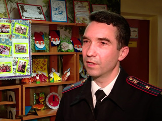 Вести. В Тамбовской области бойцы Росгвардии навестили детей в детском доме "Орешек"