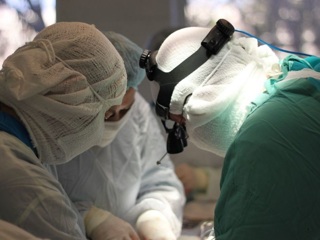 В Чебоксарах врачи спасли больного COVID-19 с тяжелыми заболеваниями