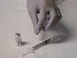 Белоруссия создала "живую" вакцину от ковида