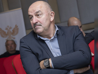 Черчесов объяснил свой отказ от работы в сборной Ирака