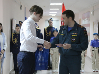 Маленькие герои: нижегородский подросток награжден медалью за спасение утопающего