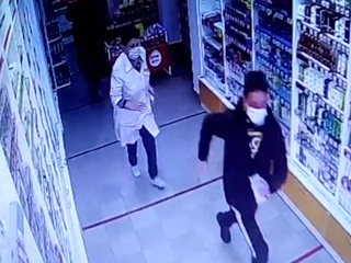 В Уфе из аптеки грабители похитили антивирусные средства и попали на видео