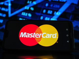 Visa и MasterCard прокомментировали возможное отключение в России