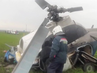 Разбившийся Ми-2 зацепил деревья
