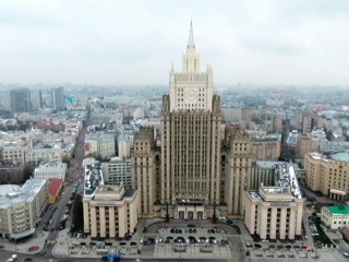 Захарова: внешнее давление на РФ не останется без ответа