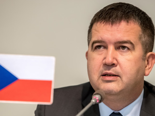 Парламент Чехии потребовал прекратить утечки информации в СМИ