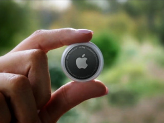 Apple шантажируют хакеры и критикуют конкуренты