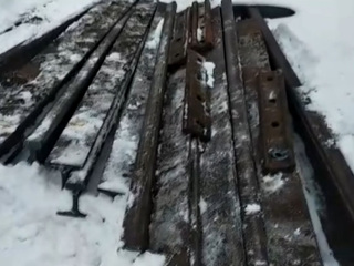 Похитителей 9 тонн рельсов нашли по следам на снегу