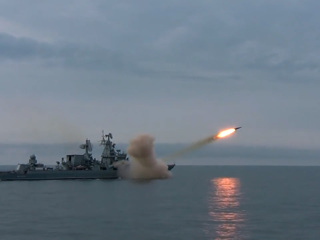Крейсер Москва впервые запустил ракету Вулкан. Видео