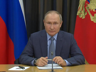 Путин: решение о нерабочих днях в мае было оправданным