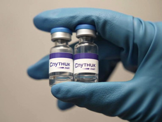 В России начались испытания комбинации вакцин 
