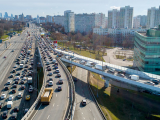 Интенсивность дорожного движения в Москве вернулась к доковидным показателям