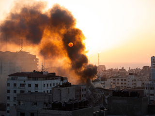 Израиль расширяет атаки по сектору Газа