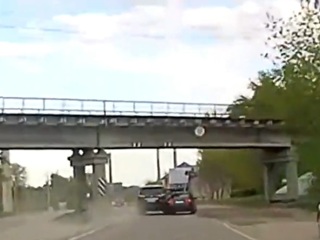 Авария с участием машины сенатора Королева попала на видео