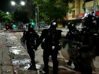 Погромы в колумбийском городе Барранкилья: 77 человек пострадали