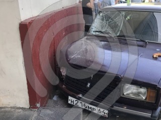 Автомобиль сбил четырех подростков на юго-востоке Москвы