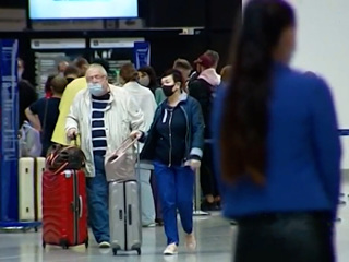 Аэропортный коллапс: тысячи пассажиров застряли из-за глобального сбоя