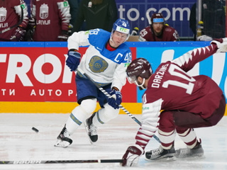Хоккей. Латвийцы после победы над Канадой уступили Казахстану