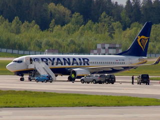 Песков: инцидент с самолетом Ryanair требует вдумчивого разбирательства