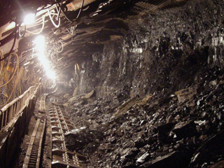 В Кемеровской области горняки экстренно эвакуировались из шахты из-за ЧП