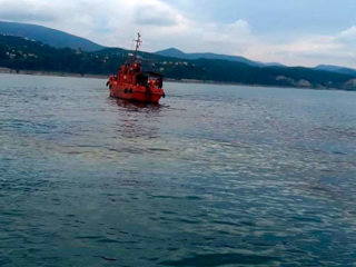 Губернатор Кубани: нефтяное пятно в Черном море не опасно для отдыхающих