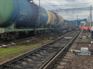 В Воронежской области сошел с рельсов поезд с углем
