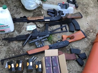 ФСБ задержала почти 100 подпольных оружейников