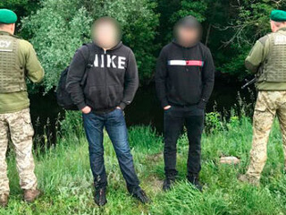 Ради отдыха в Одессе россияне переплыли пограничную реку