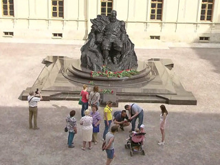 "Вот опять я в нашей милой Гатчине": как создавали памятник Александру III