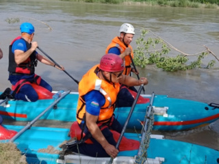 На Кубани около ста человек ищут девочку, пропавшую на реке