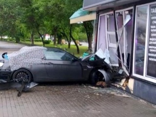 Пешехода разорвало пополам после страшного ДТП в Астрахани