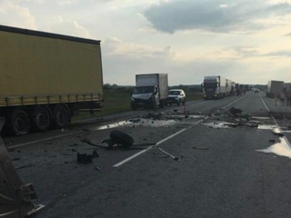 Водитель погиб в массовом ДТП под Новосибирском