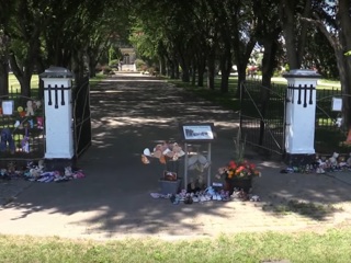 Останки 182 учеников нашли у бывшего интерната для индейцев в Канаде
