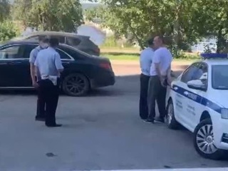 Набросился на инспекторов: депутата Госдумы задержали в Перми
