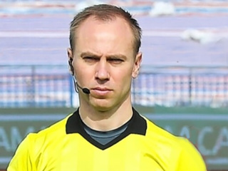 Футбольный арбитр Шимарыгин оставил у букмекеров 65 млн рублей