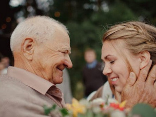 Любви все возрасты покорны: в Новосибирской области женился 94-летний дедушка