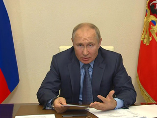 Путин о вакцинации: нельзя навязывать нужно объяснять