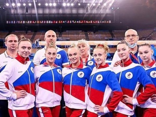 Российские гимнастки выиграли золото командного многоборья
