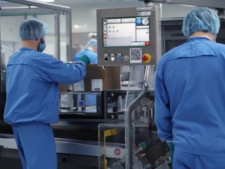 AstraZeneca и Центр Гамалеи объединили усилия в борьбе с COVID-19
